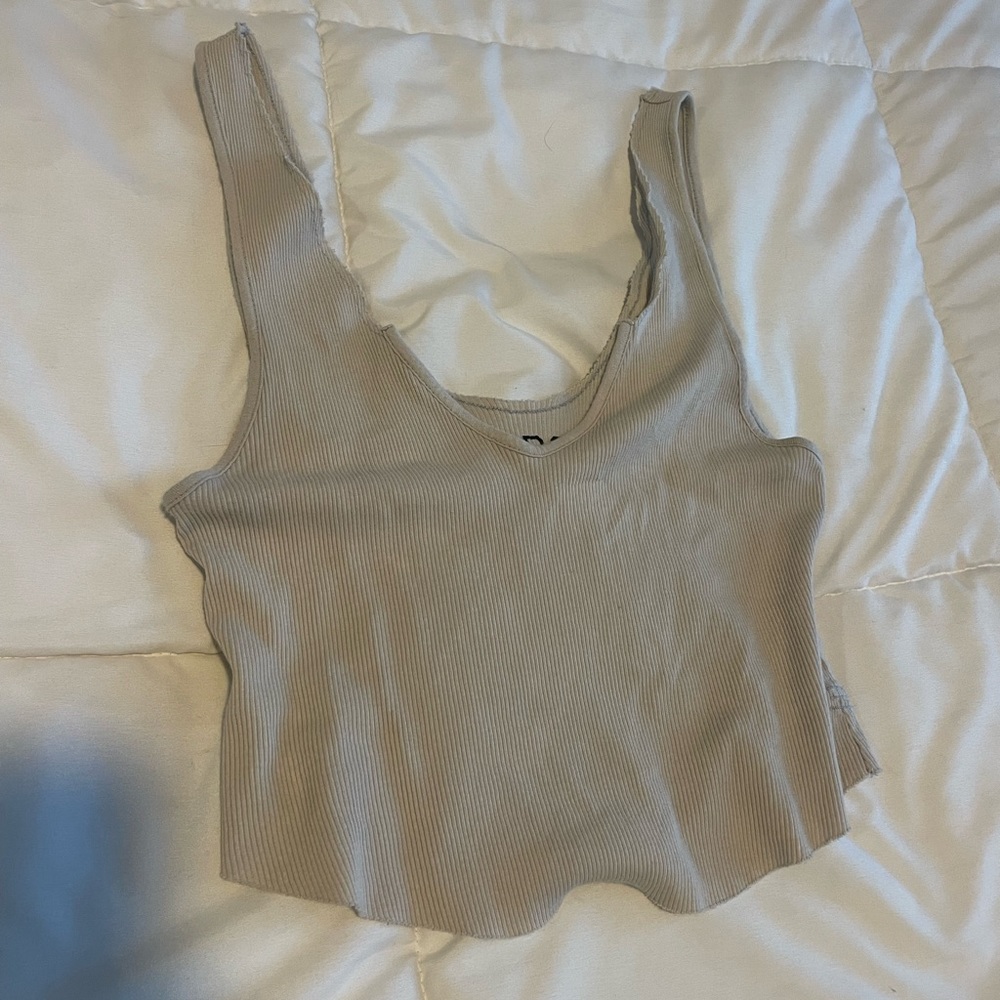 This is a loose tank top from BDG